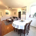 Apartman Fani